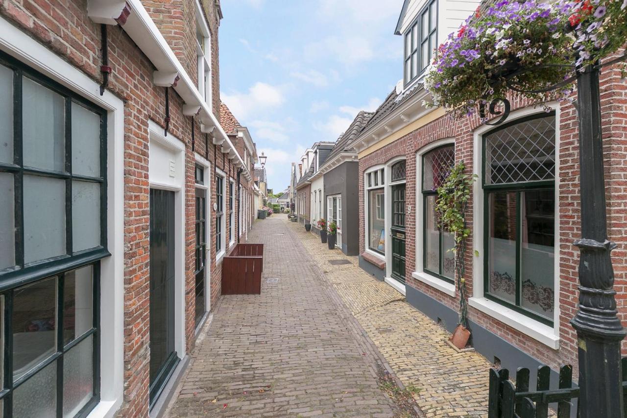Knus Vertoeven In Een Historisch Pand In Grou. Exteriör bild